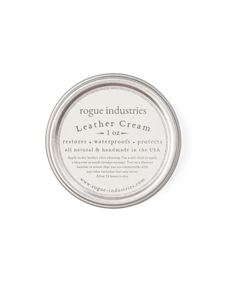 A tin of Tradevia' All Natural Leather Cream.