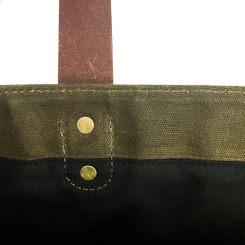 Waxed Canvas and Leather Tote from Tradevia - Green 3